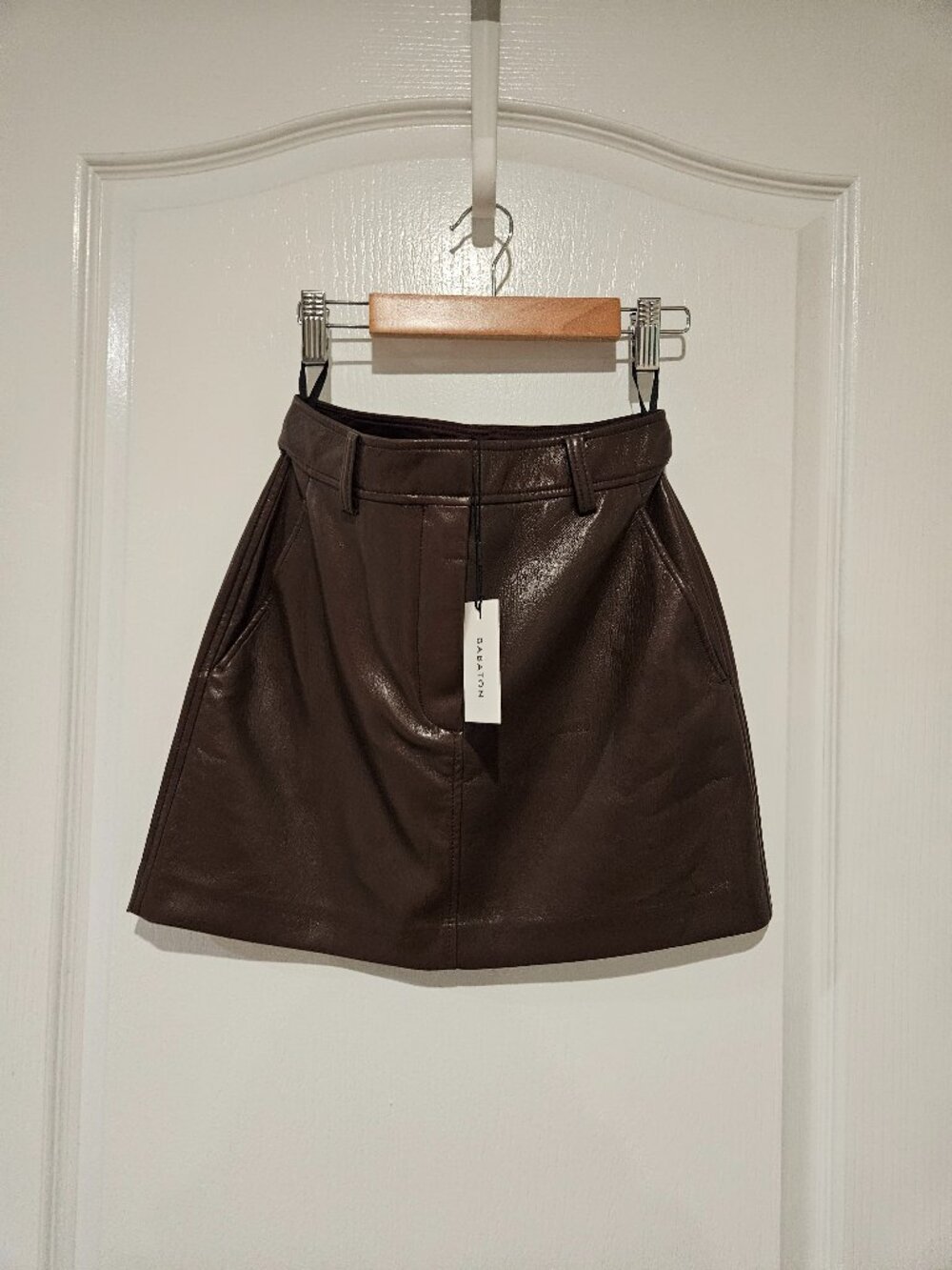 Aritzia Babaton Leather skirt